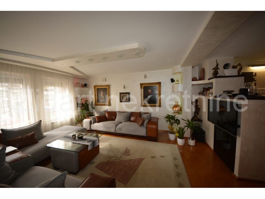 Квартира, 1087 м², 288 000$ — FAKTOR